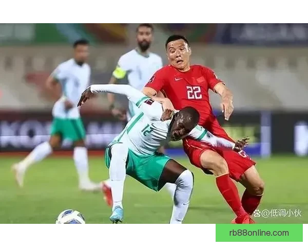 国足一比二不敌沙特蒋圣龙头球造乌龙卡迪什双响绝杀全场比赛惨败